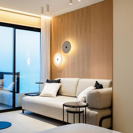 בנאלמדנה Aloha Apartamentos - Primera Linea De Playa - Vista Al Mar מראה חיצוני תמונה