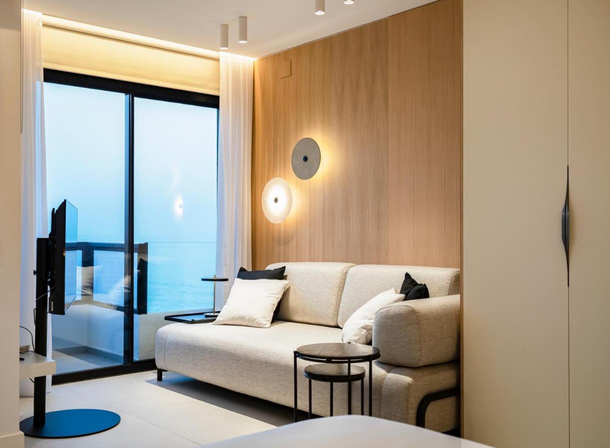 בנאלמדנה Aloha Apartamentos - Primera Linea De Playa - Vista Al Mar מראה חיצוני תמונה
